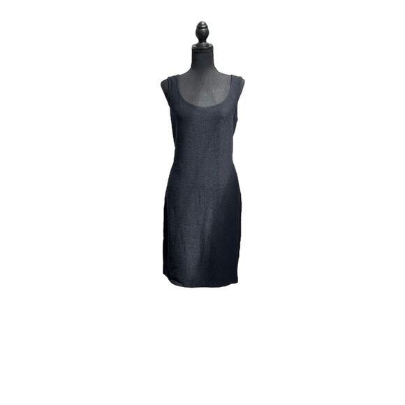 The Iconic Little Black Dress: St. John | Size 12 | Luxury Resale - Picture 12 of 16